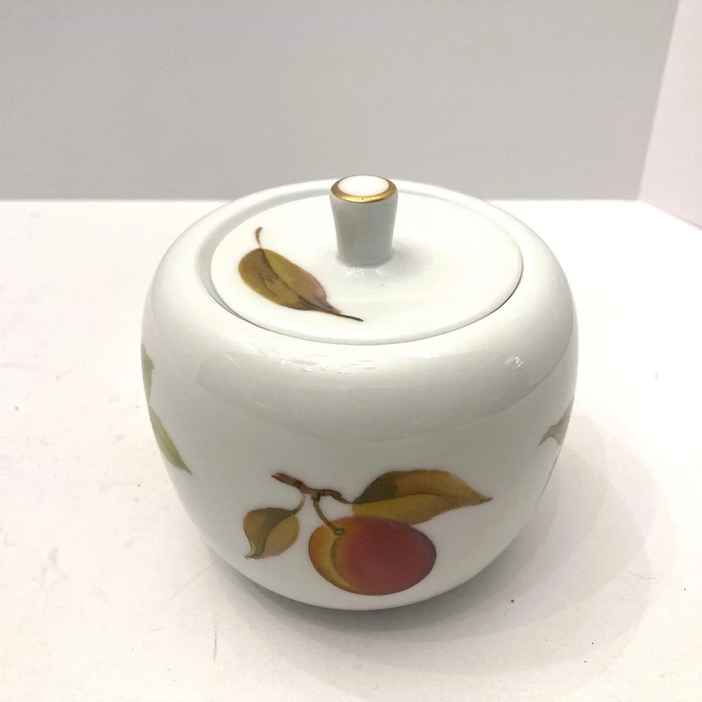 Royal Worcester Evesham Sugar Bowl with Lid Apple Shape Fruit Porcelain White